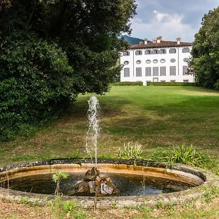 Guinigi Aparthotel *