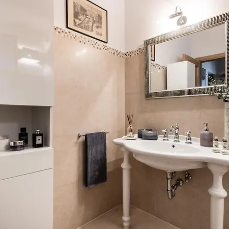 Guinigi Dimora Di Epoca Exclusive & Pool Apart-hotel Lucca